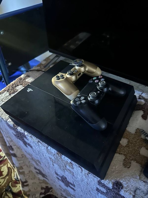 Sony playstation 4 Sony playstation 4