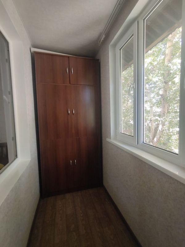 Продается 3 ком квартира с обстановкой.Ялангач,Центр Продается 3 ком квартира с обстановкой.Ялангач,Центр