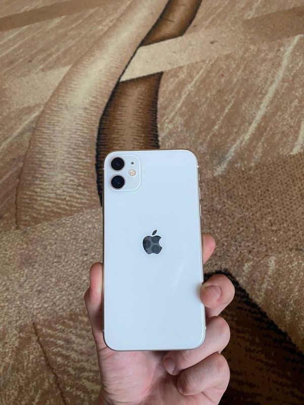 Iphone 11 128 talik sotiladi Iphone 11 128 talik sotiladi