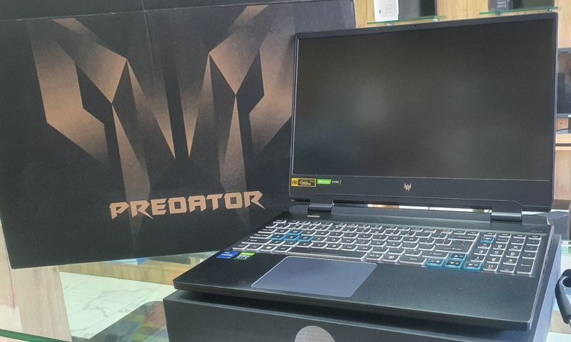 Asus predator i7 12700 RTX 3060