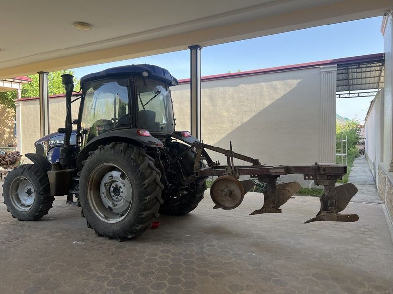 Traktor qishloq xójaligi uchun Traktor qishloq xójaligi uchun