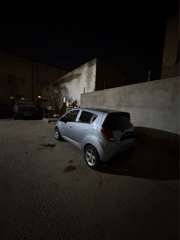 Spark srochno sotiladi