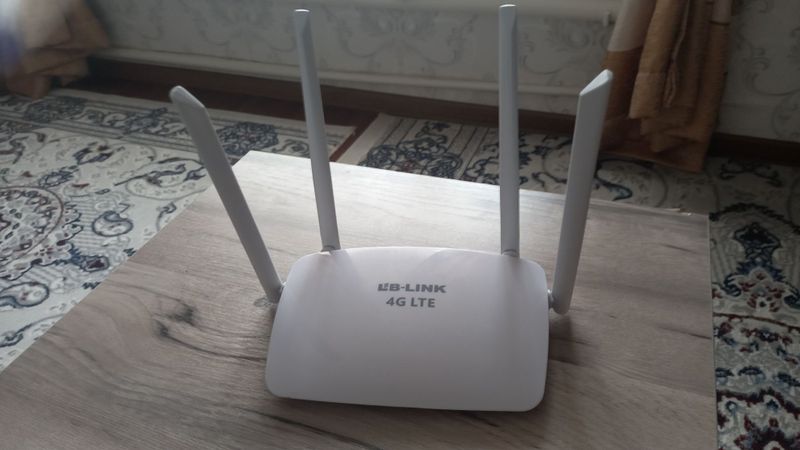 Wifi router sotiladi