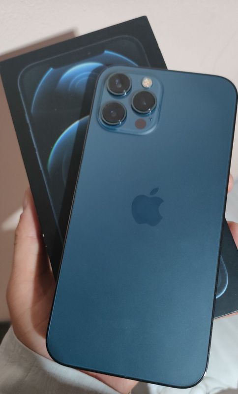 Iphone 12 Pro Max 256gb karobka dakumet, sotiladi Iphone 12 Pro Max 256gb karobka dakumet, sotiladi