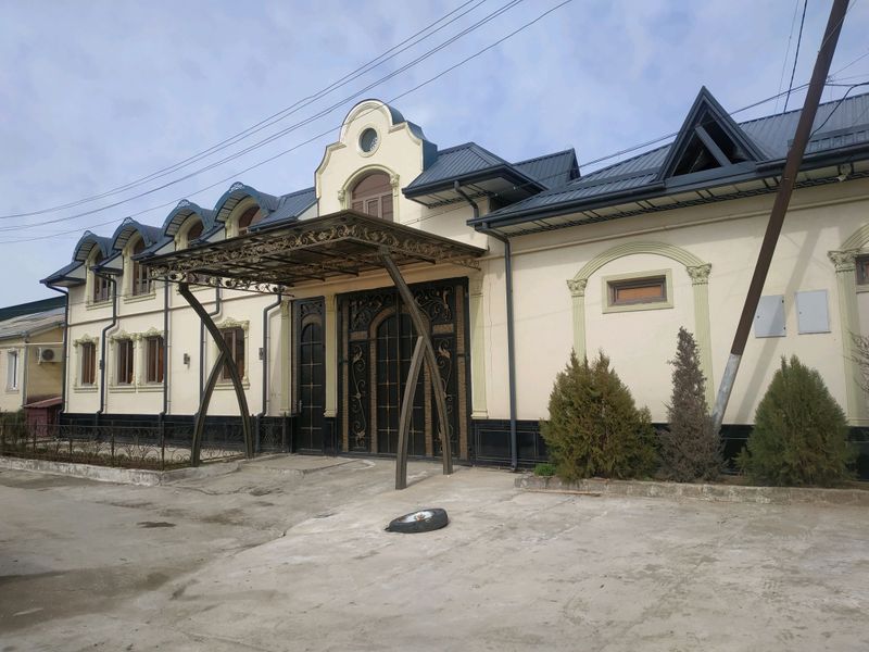 hovli uy hovli uy