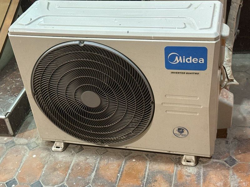 Konditsioner sotiladi MIDEA 24 holati zo'r 1 oy ishlatilgan Konditsioner sotiladi MIDEA 24 holati zo'r 1 oy ishlatilgan