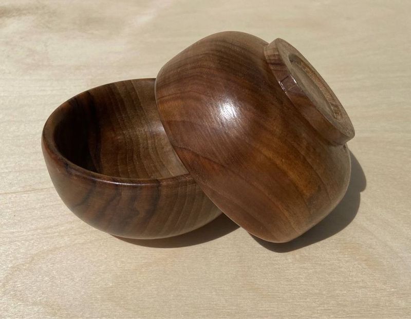 PIYOLA arzon yogochdan PIYOLA arzon yogochdan