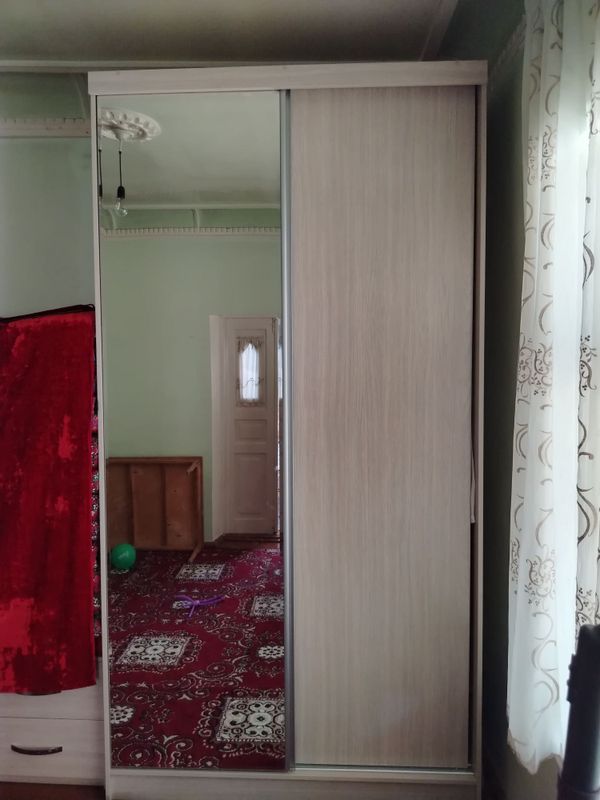 Шкаф атресол, шкаф офис стол, тумбочка, офис стул хамсотилади Шкаф атресол, шкаф офис стол, тумбочка, офис стул хамсотилади