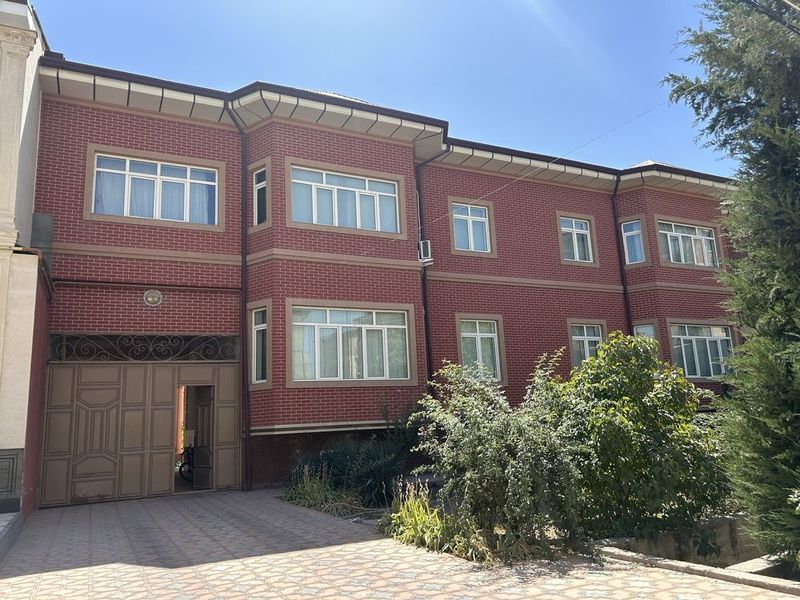 Hovli sotiladi Sergelida Hovli sotiladi Sergelida
