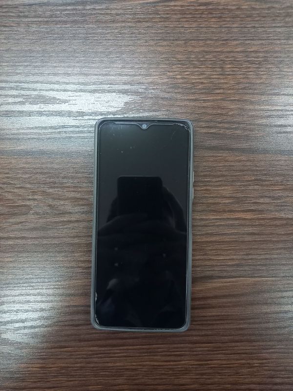 Продается Телефон Vivo Y31. Озу-4гб Память-128гб. Продается Телефон Vivo Y31. Озу-4гб Память-128гб.