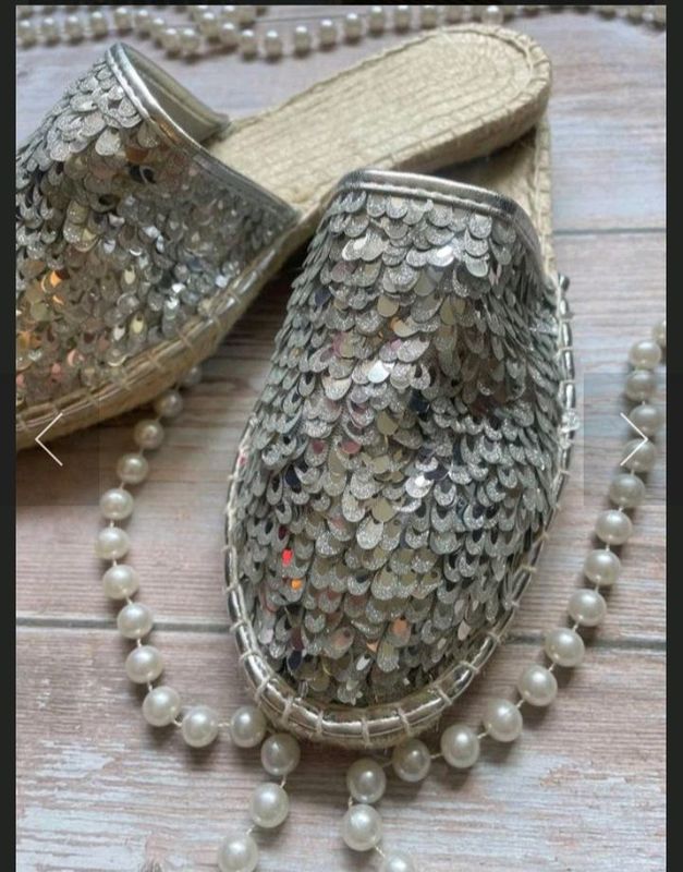 шлепки шлепки