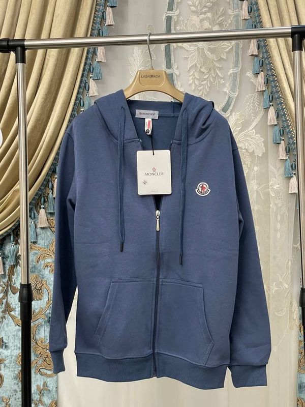moncler zipka m razmer