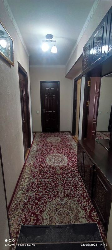 Uy sotiladi. Yangi hayot 5a. 2-3-metro bekatlar oldida. Uy sotiladi. Yangi hayot 5a. 2-3-metro bekatlar oldida.
