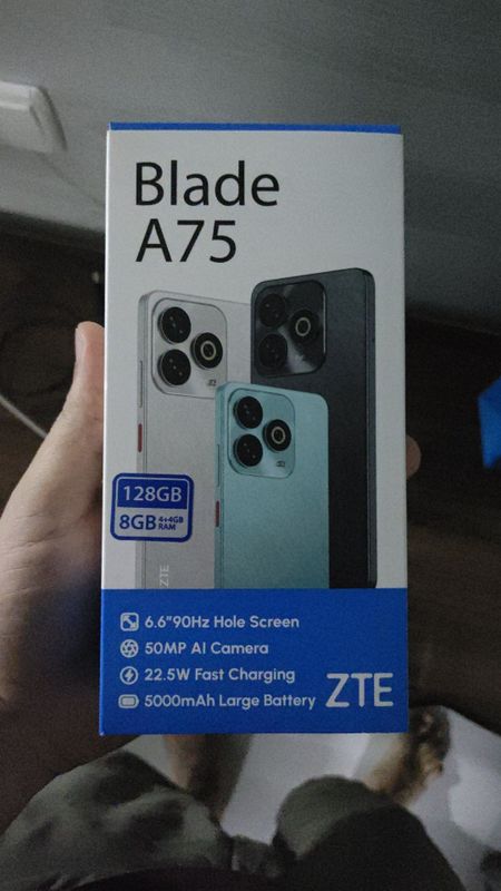 ZTE Blade A75 новый