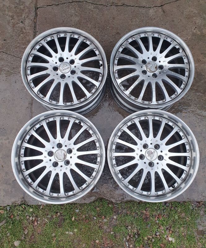 R19 Carlsson 1/16 RS R19 Carlsson 1/16 RS