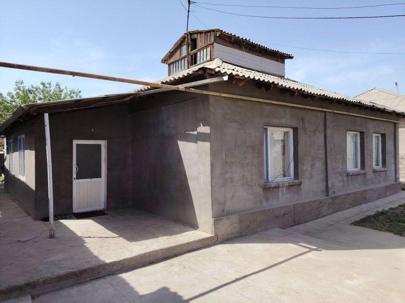 Продаётся участок в Ахангаранском районе Продаётся участок в Ахангаранском районе