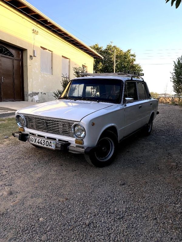 Vaz 21011 Ваз21011