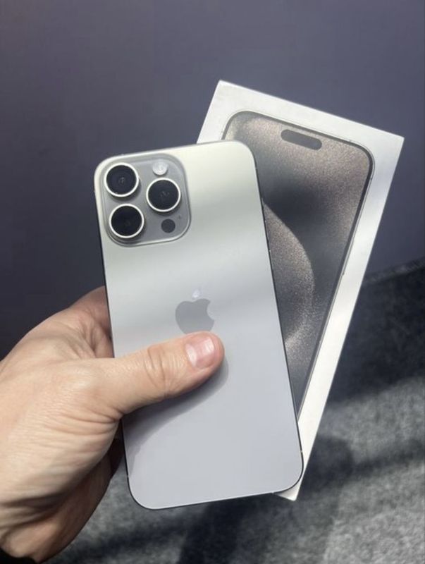 Iphone 15 pro titan Iphone 15 pro titan