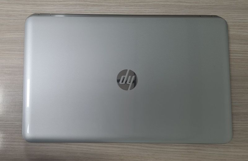 HP Pavilion notebook sotiladi core i3 inside HP Pavilion notebook sotiladi core i3 inside