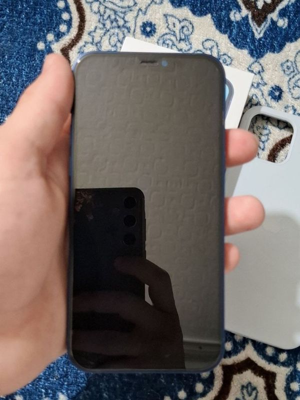 Продается iPhone 12 Продается iPhone 12