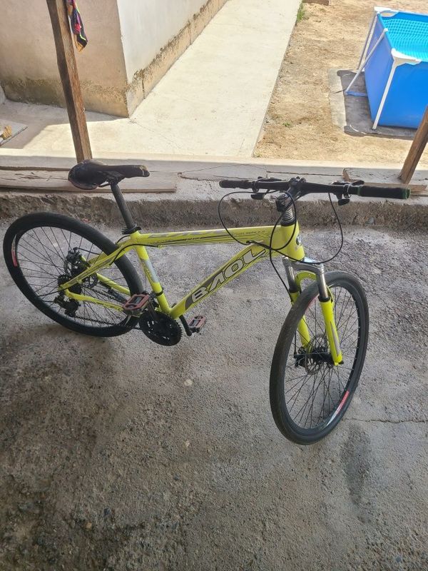 Velosiped sotiladi 150 200 minli ishi bor xolati yaxshi narxi 400min Velosiped sotiladi 150 200 minli ishi bor xolati yaxshi narxi 400min
