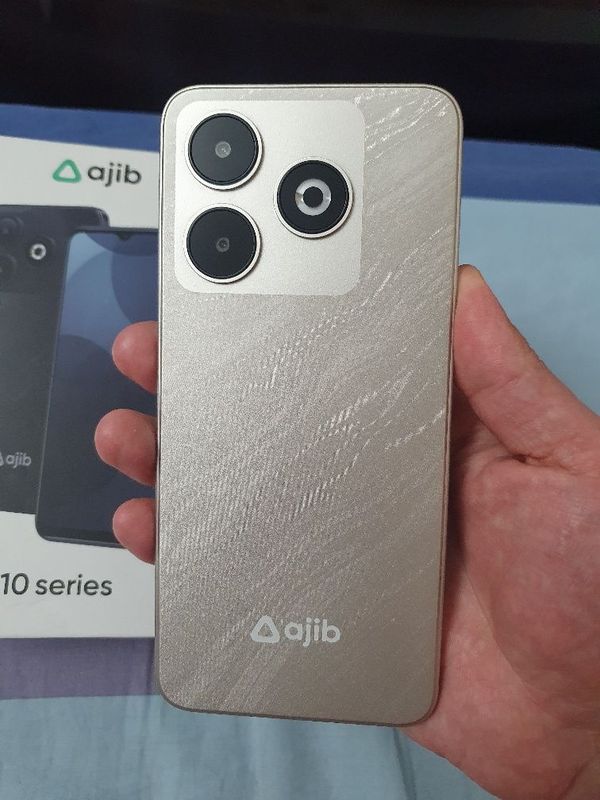 Srochna Sotiladi Ajiba i10 8/64Gb Rangi Titanium Orginal Xolati yaxshi
