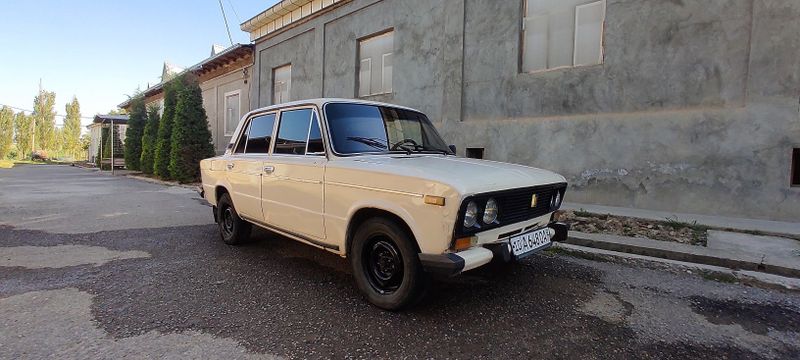 Vaz 21 06 sotiladi 1981 gaz bezin 1800 gaplashamiz