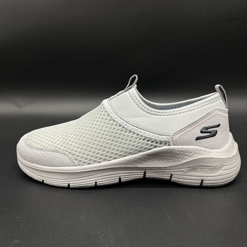 Легкие Skechers для женщин