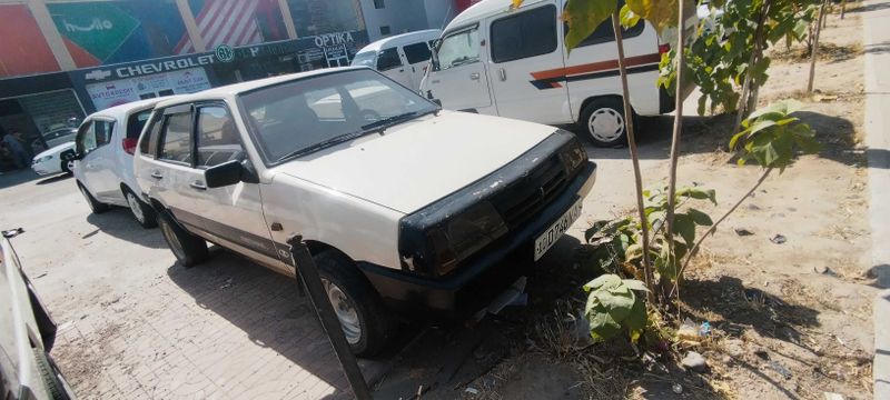 Ваз 2108 сотилади
