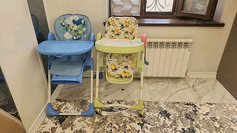 Детский стульчик для кормления