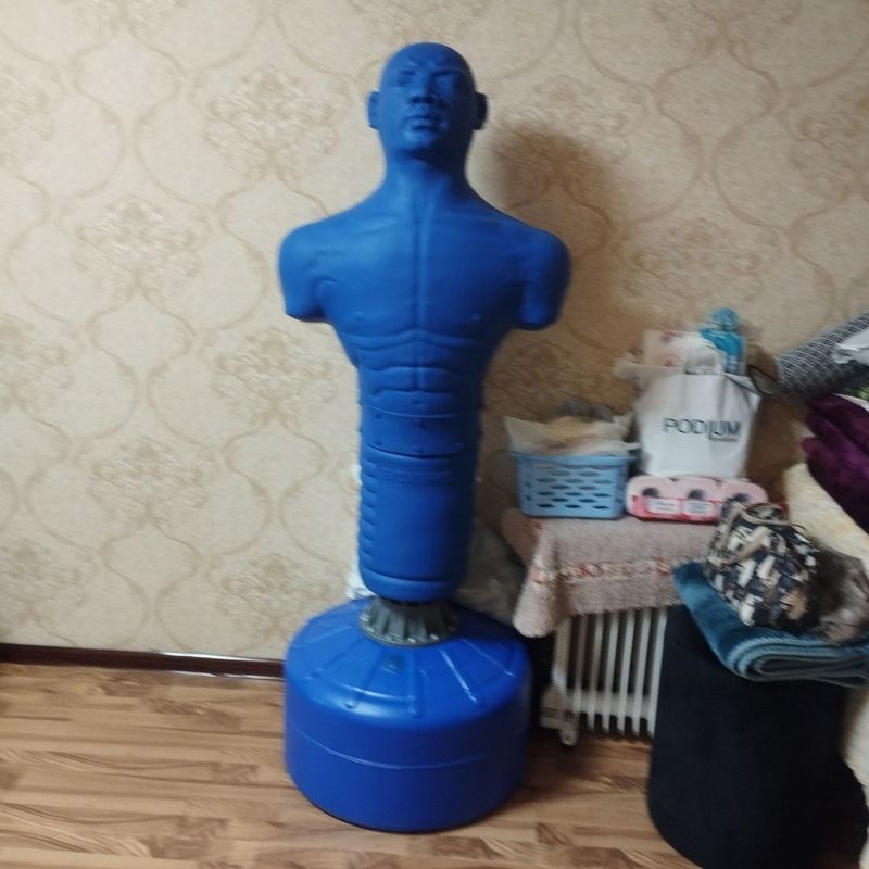 Маникен новые не использованный Маникен новые не использованный