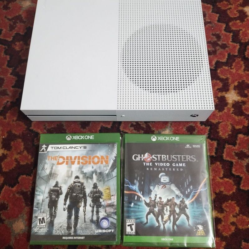 Игровая приставка Xbox one S