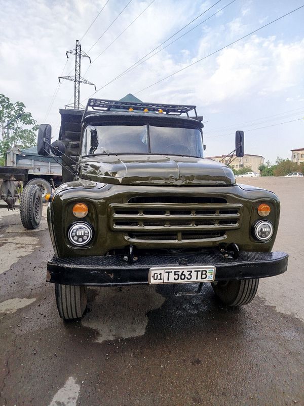 Zil 130 samasival sotiladi Zil 130 samasival sotiladi