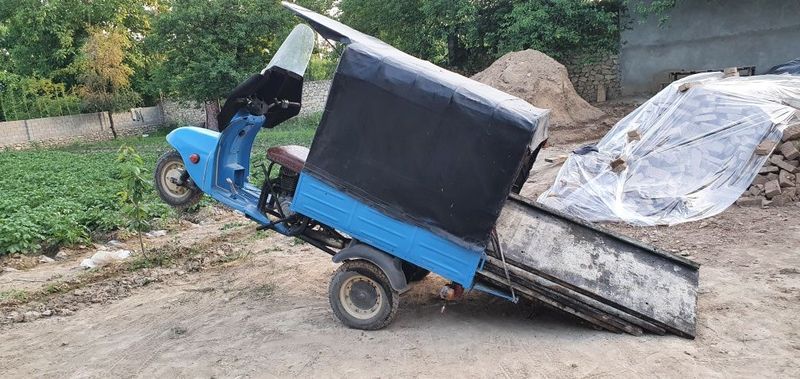 Муравей мотороллер 400 y.e
