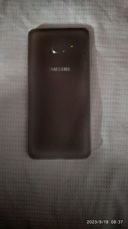 Samsung A3 2016y