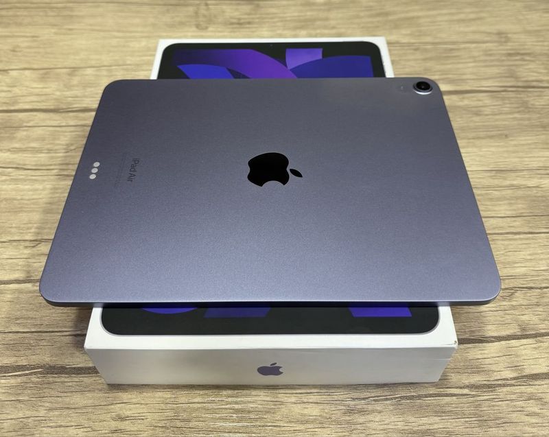 Prodam idyal Ipad Air 5 M1 256 GB wi Prodam idyal Ipad Air 5 M1 256 GB wi
