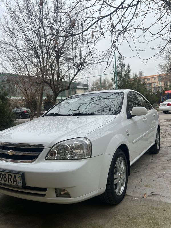 Lacetti 1,6 Avtomat Ласетти 1,6 тоза мошина Идеал балон янги петно йоқ