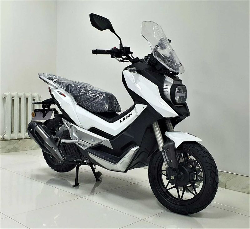 LIFAN KPV150 новый скутер