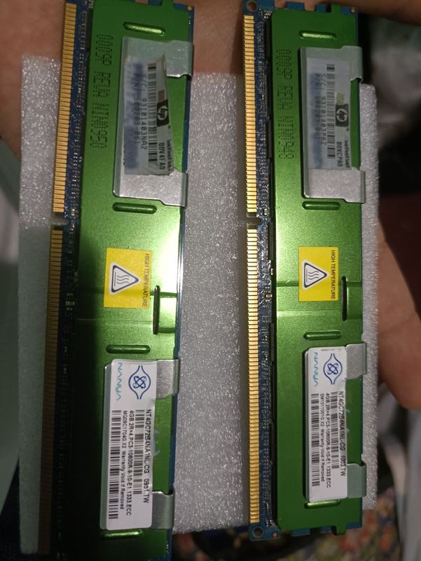 Продаю серверную память ddr3