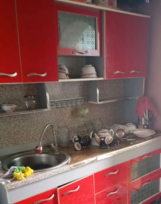 kuxonniy sotiladi