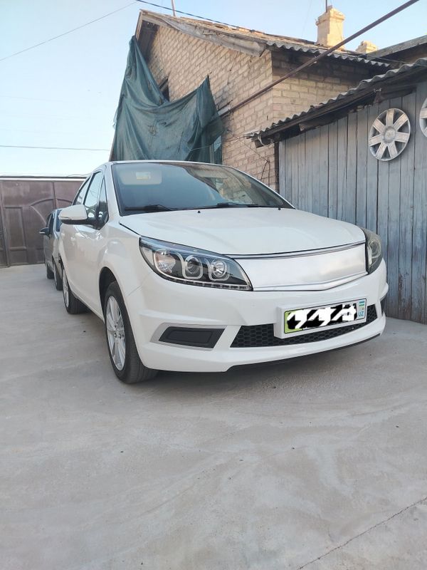 SUDA SA 01 электромобиль. SUDA SA 01 электромобиль.
