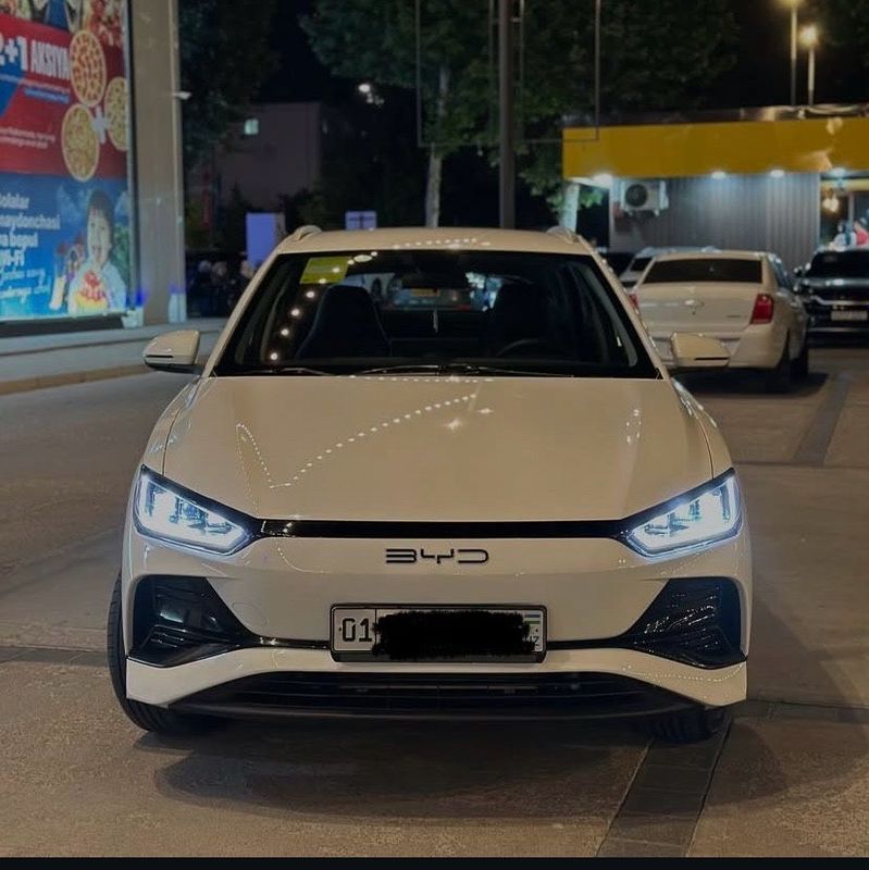 BYD e2 2024 bez probeg BYD e2 2024 bez probeg