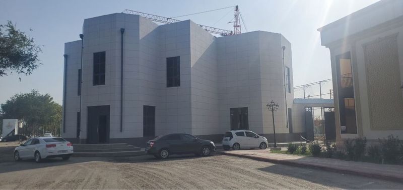 Курилиши тугалланган бино.Ижарага берилади метр кв 10$ Курилиши тугалланган бино.Ижарага берилади метр кв 10$