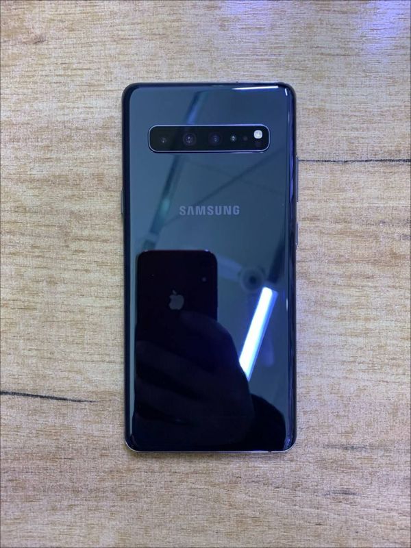 Samsung S10 5g 8/256gb garantiyasi bor