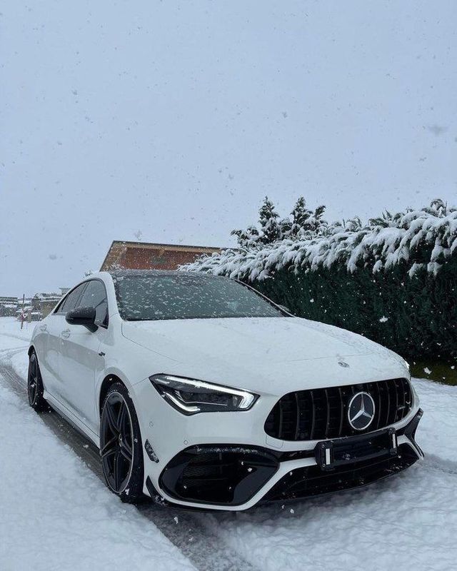 Mercedes-Benz. Sport. Cla-250