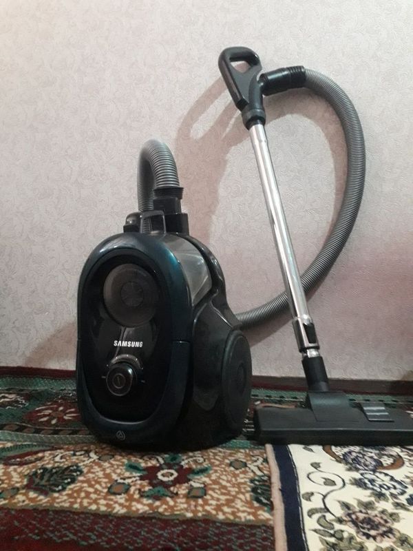 Срочно продам пылесос Срочно продам пылесос