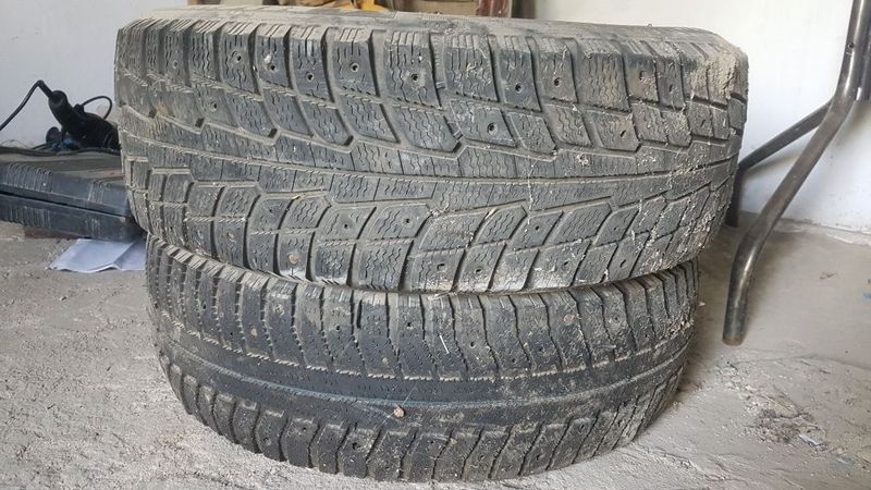 Шина мичелин зимний 195/65 R15... 2 дона бор