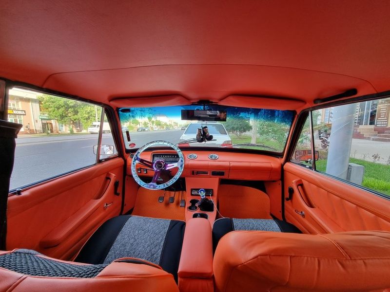 Vaz 011 sotiladi srochno Vaz 011 sotiladi srochno