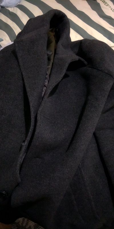 Пальто яхши холатда Пальто яхши холатда