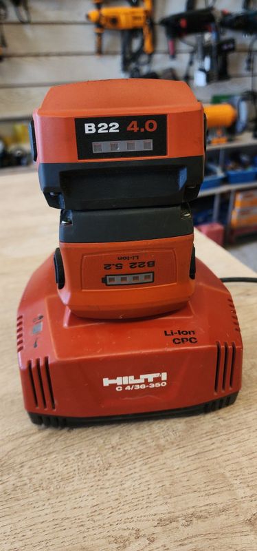 HILTI Акумятор и зарядное устройство В22 4.0 5.2 HILTI Акумятор и зарядное устройство В22 4.0 5.2